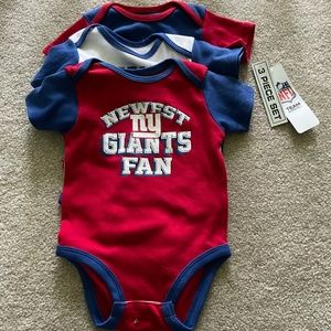 NY Giants Unisex 3 Pack 6/9M Onesies NWT